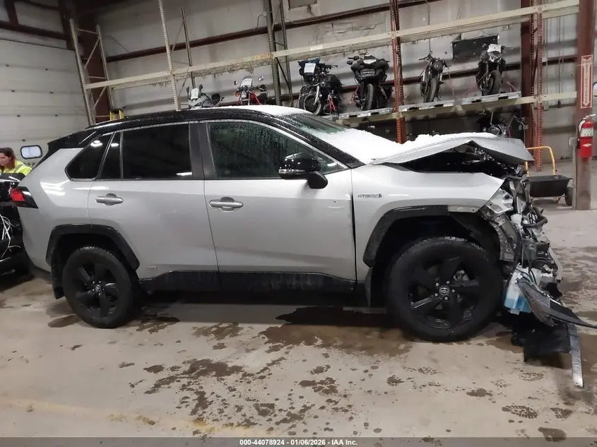 2021 TOYOTA RAV4 HYBRID XSE