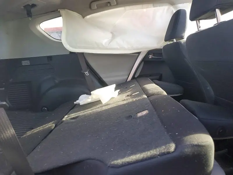 2017 TOYOTA RAV4 HV LE  