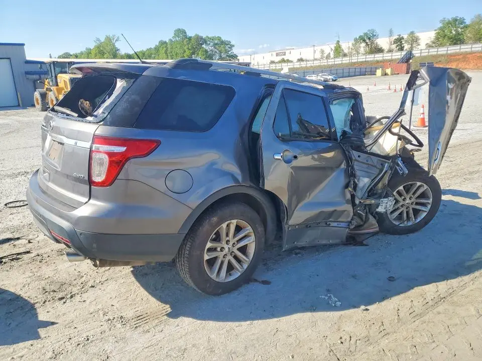 2013 FORD EXPLORER XLT  