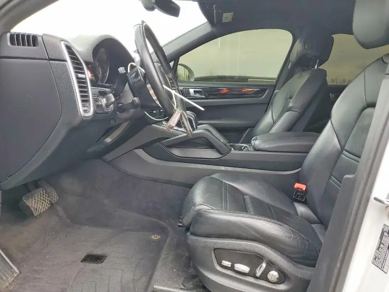 2020 PORSCHE CAYENNE COUPE  