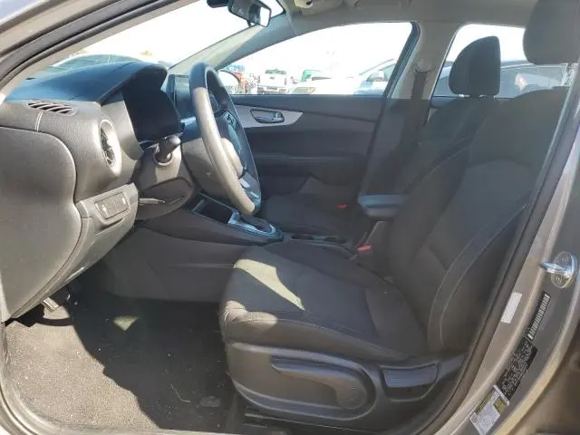 2022 KIA FORTE FE  