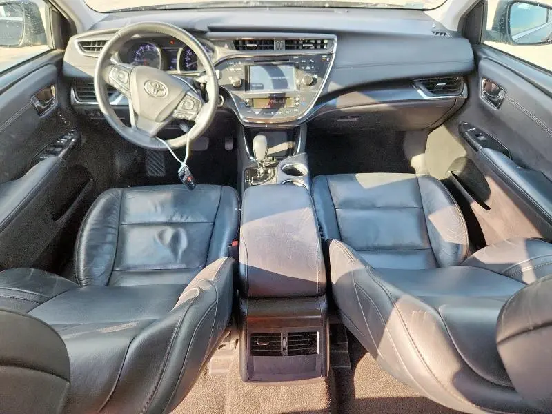 2017 TOYOTA AVALON XLE  