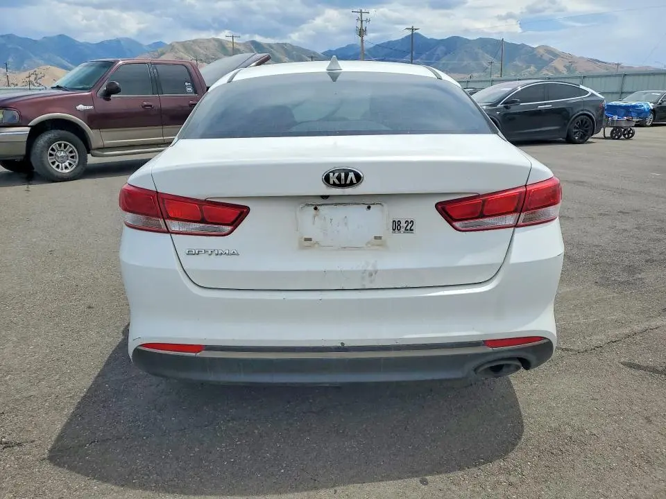 2017 KIA OPTIMA LX  