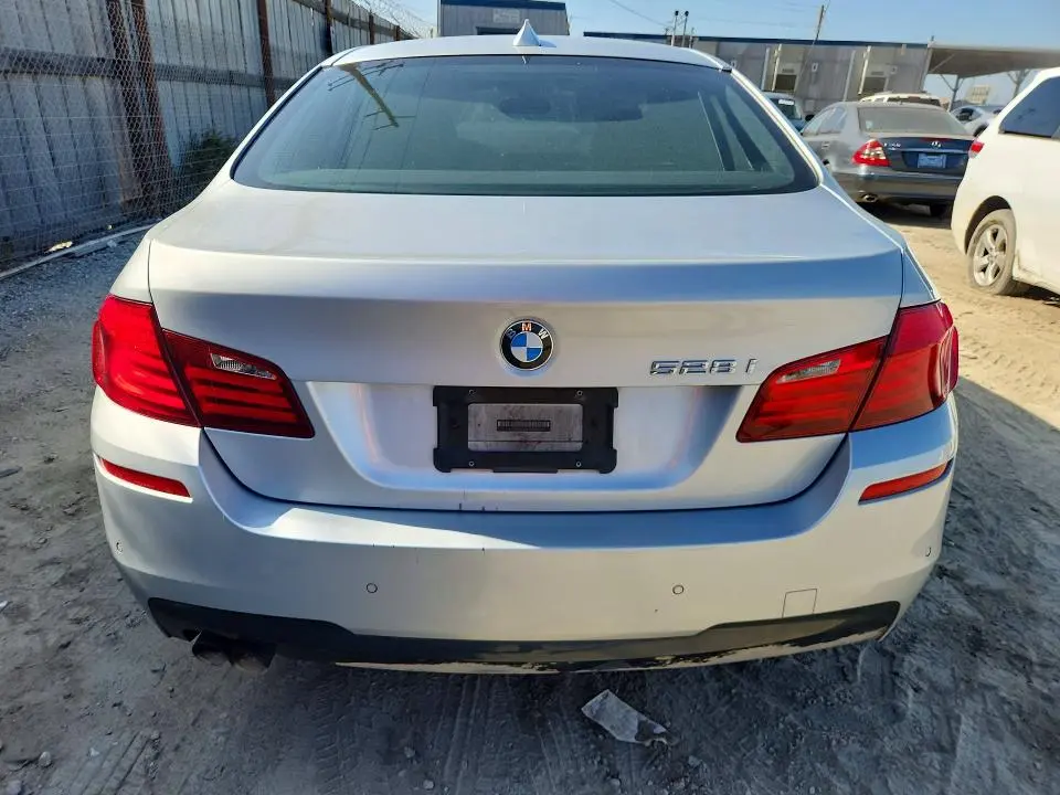 2011 BMW 528 I  