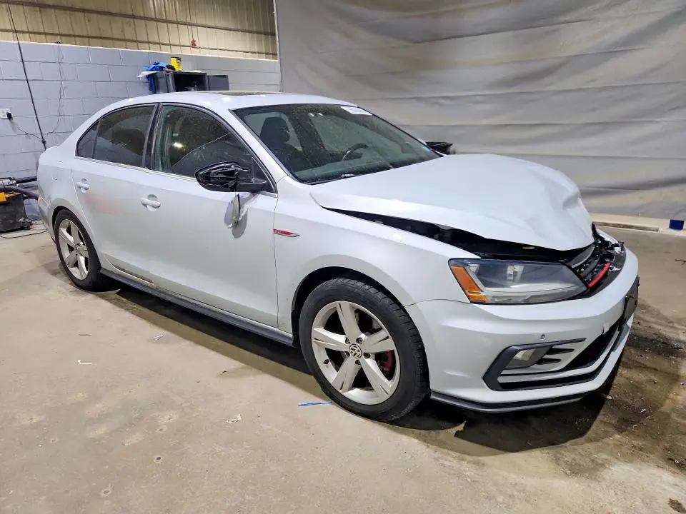 2017 VOLKSWAGEN JETTA GLI  