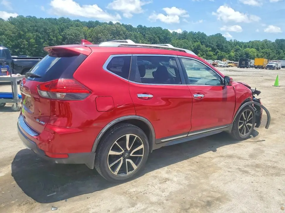 2017 NISSAN ROGUE SL  