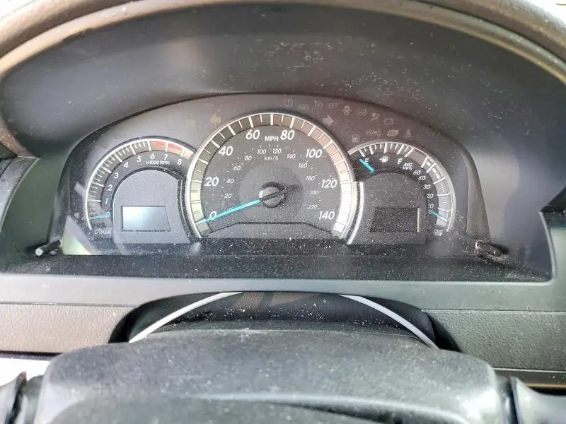 2014 TOYOTA CAMRY SE  
