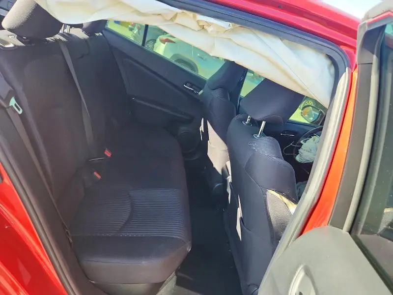 2018 TOYOTA PRIUS THREE  