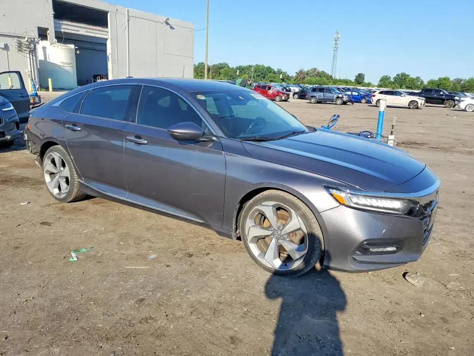 2020 HONDA ACCORD TOURING  