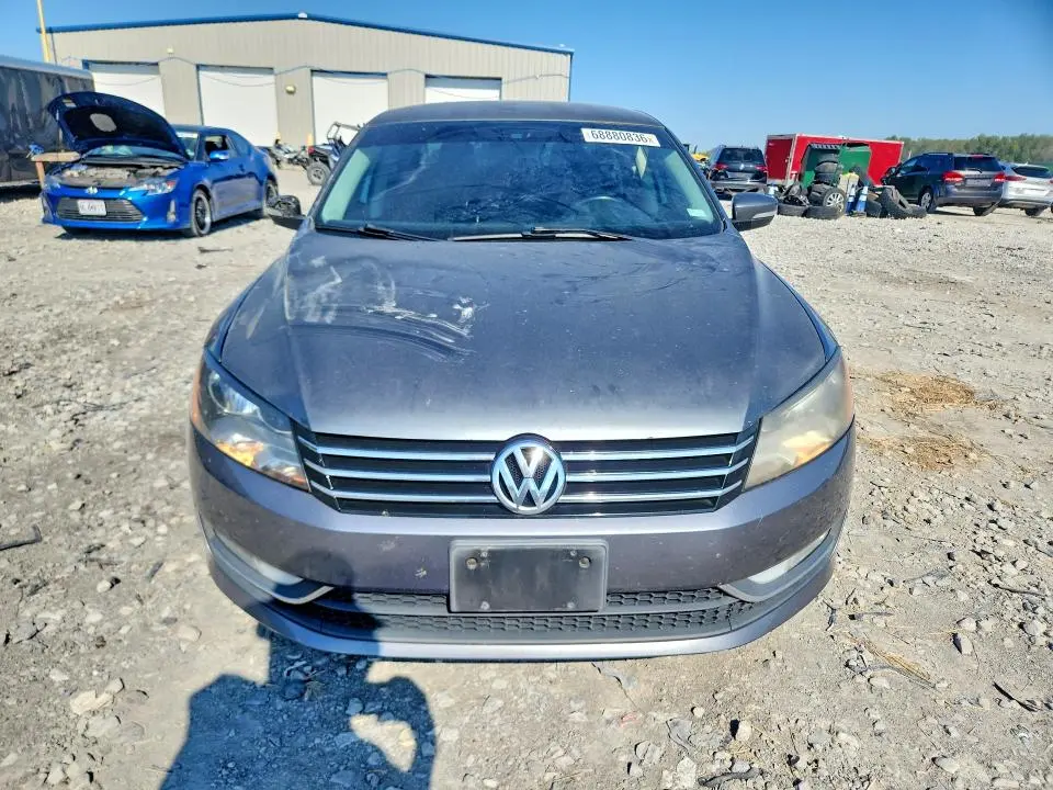 2015 VOLKSWAGEN PASSAT S  