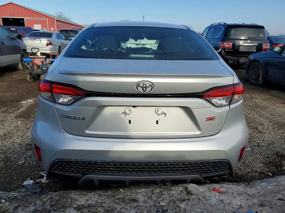 2020 TOYOTA COROLLA SE  