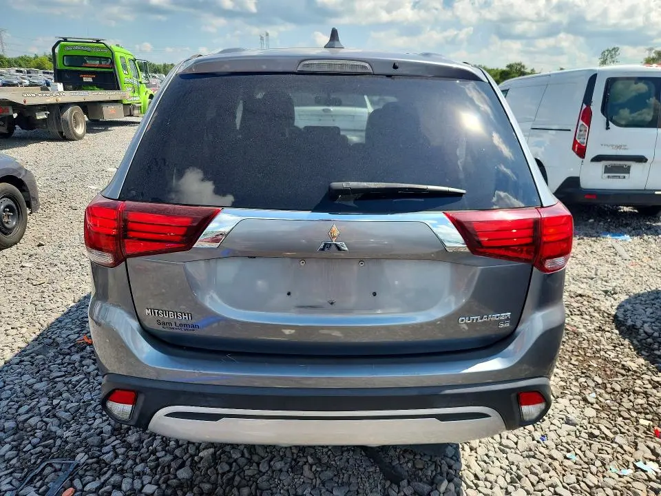 2019 MITSUBISHI OUTLANDER SE  