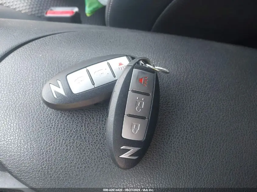 2017 NISSAN 370Z TOURING