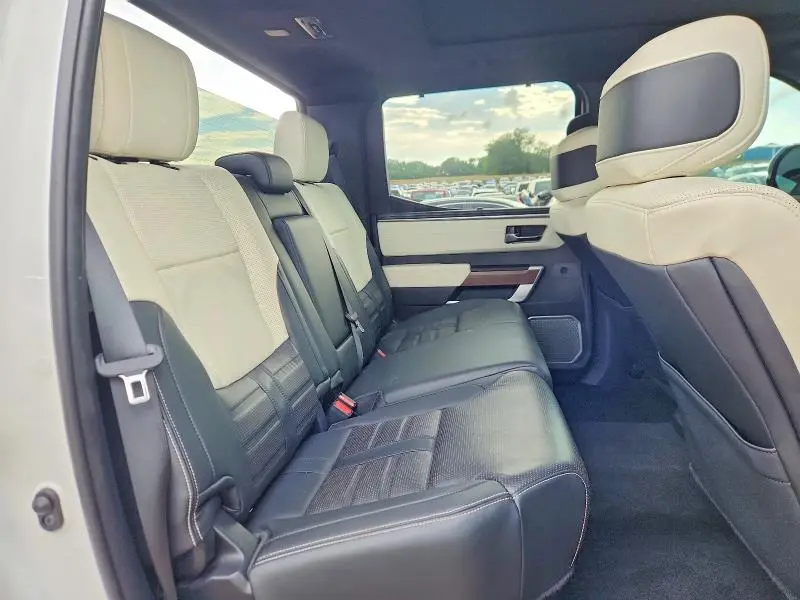 2023 TOYOTA TUNDRA CREWMAX CAPSTONE  
