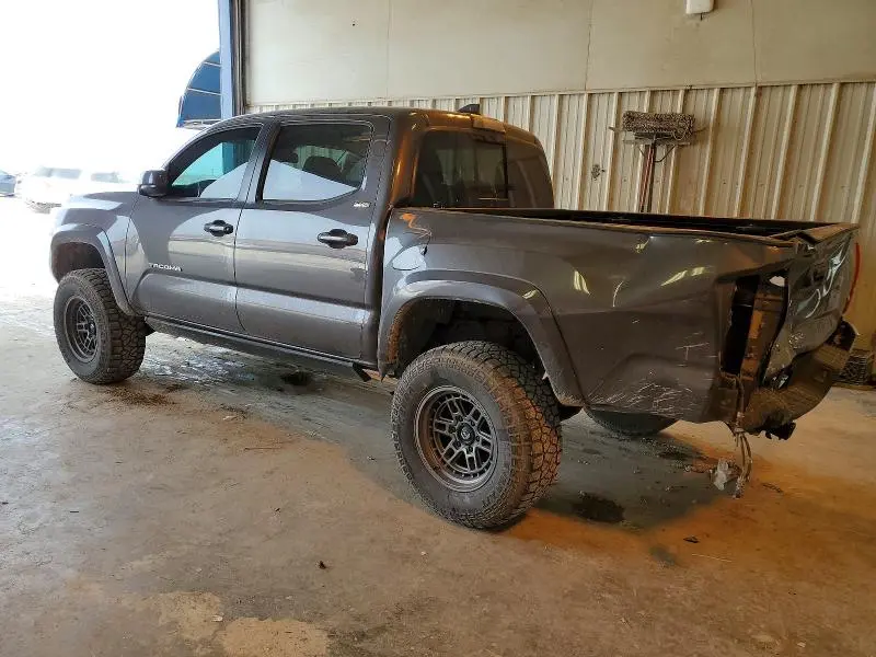 2019 TOYOTA TACOMA SR5 V6  