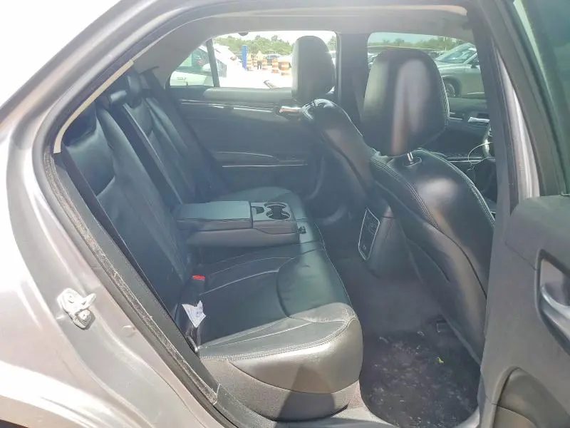 2017 CHRYSLER 300 LIMITED  