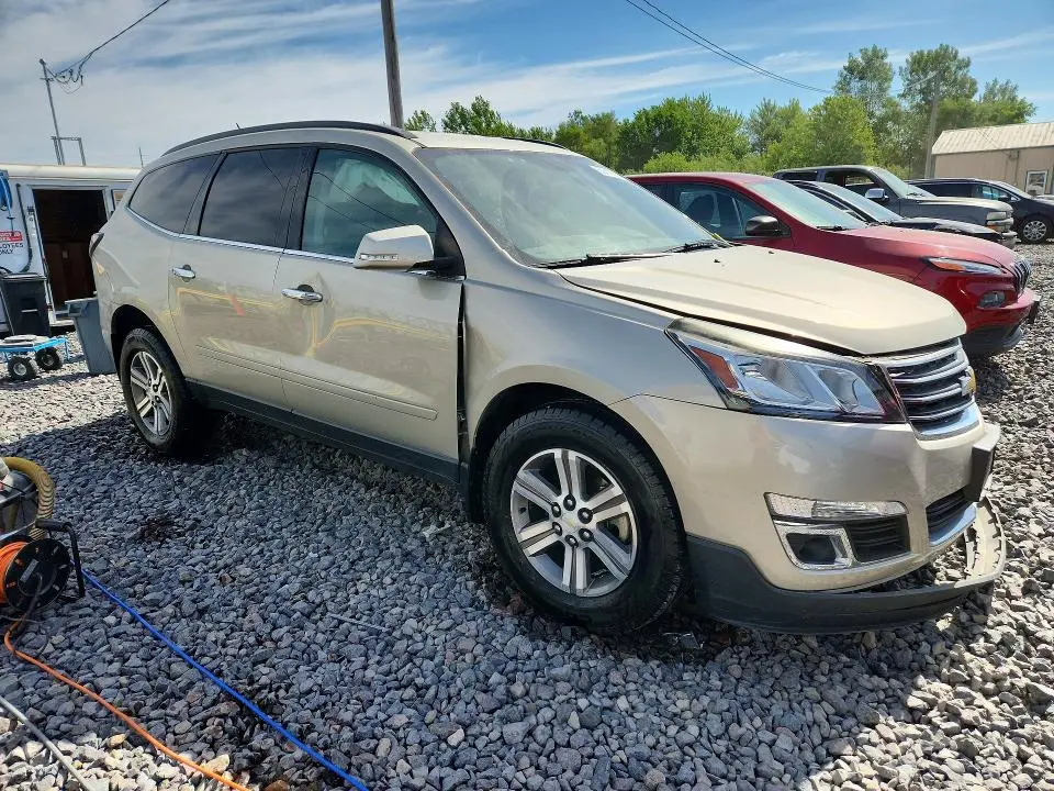 2016 CHEVROLET TRAVERSE LT  