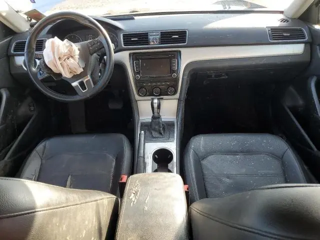 2013 VOLKSWAGEN PASSAT SE  