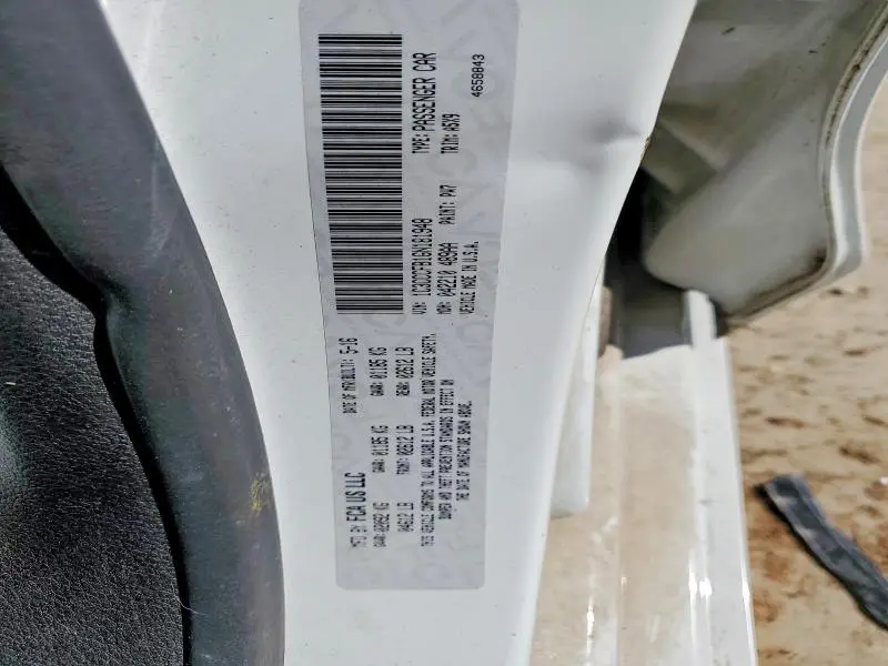 2016 CHRYSLER 200 LX  