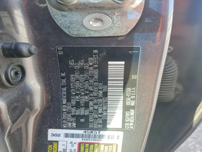 2011 TOYOTA TUNDRA CREWMAX SR5  