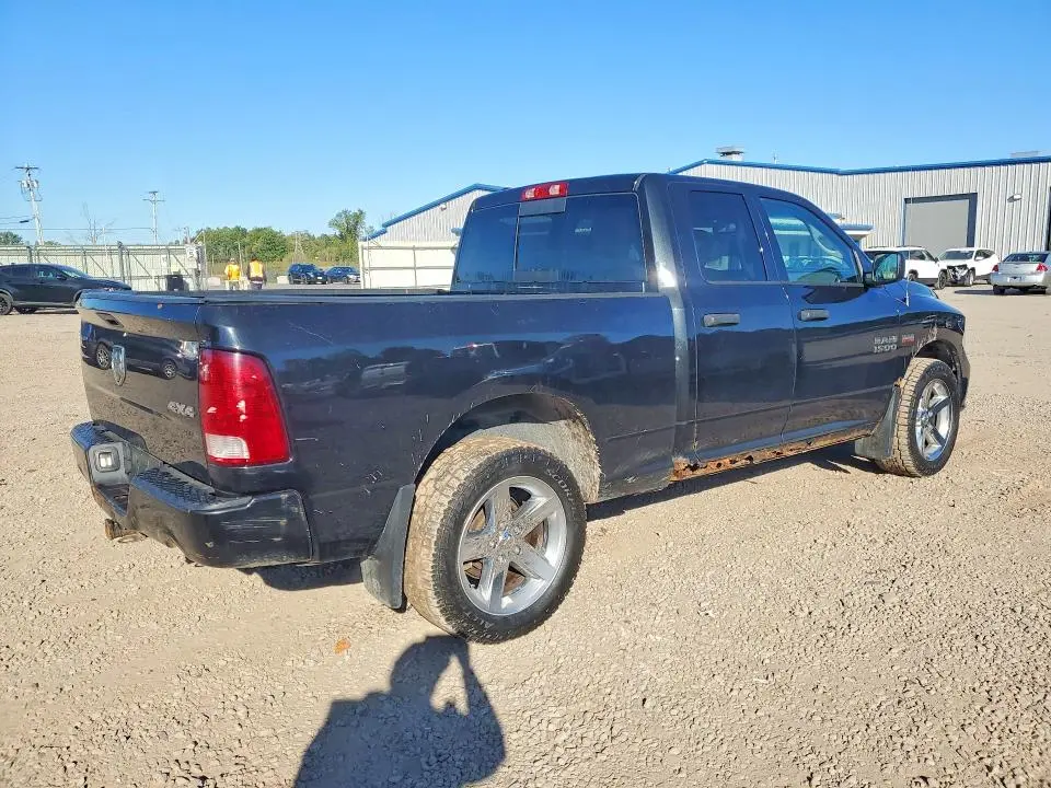 2016 RAM 1500 ST  