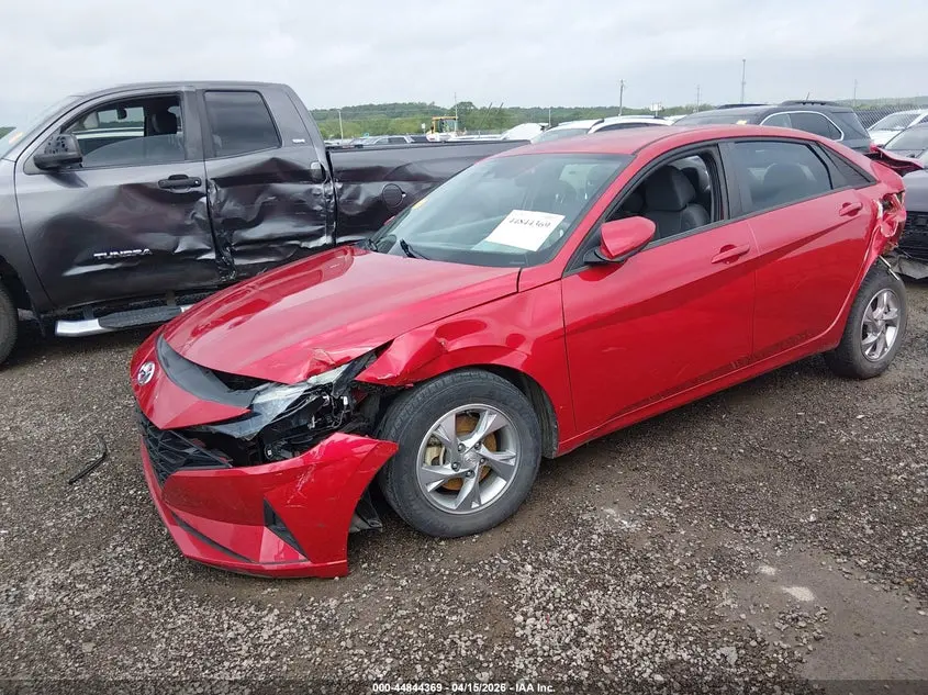 2023 HYUNDAI ELANTRA SE