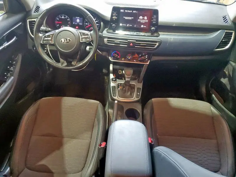 2022 KIA SELTOS S  