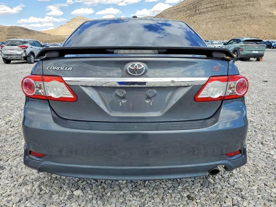 2011 TOYOTA COROLLA S  