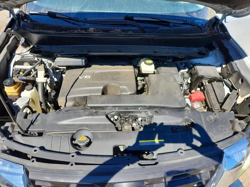 2017 NISSAN PATHFINDER SV  