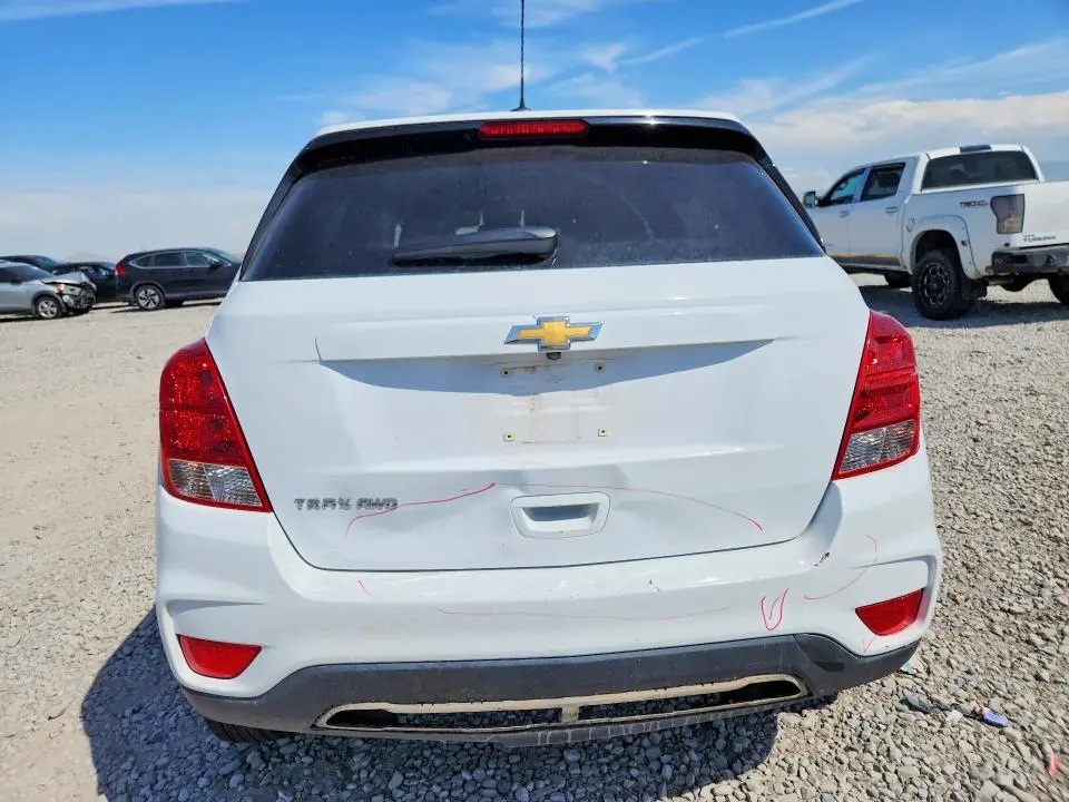 2021 CHEVROLET TRAX LS  