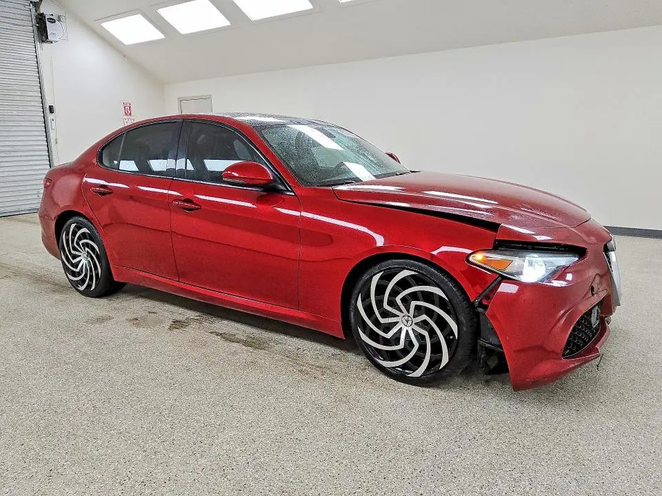 2017 ALFA ROMEO GIULIA TI Q4  