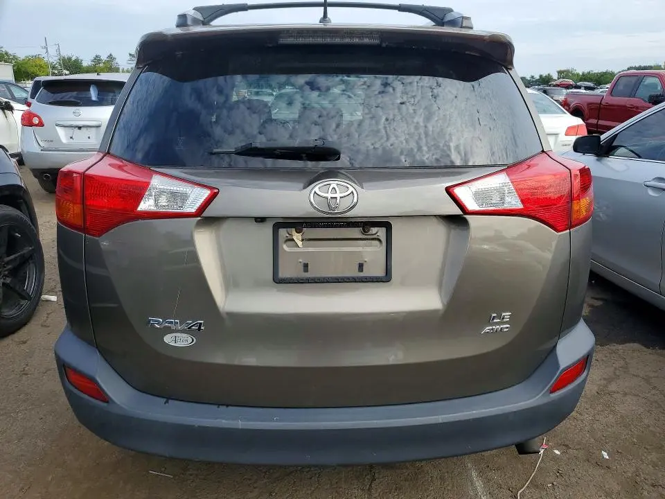 2013 TOYOTA RAV4 LE  