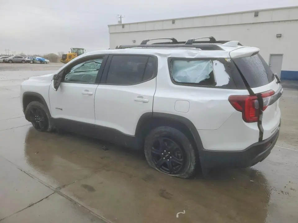 2021 GMC ACADIA AT4  