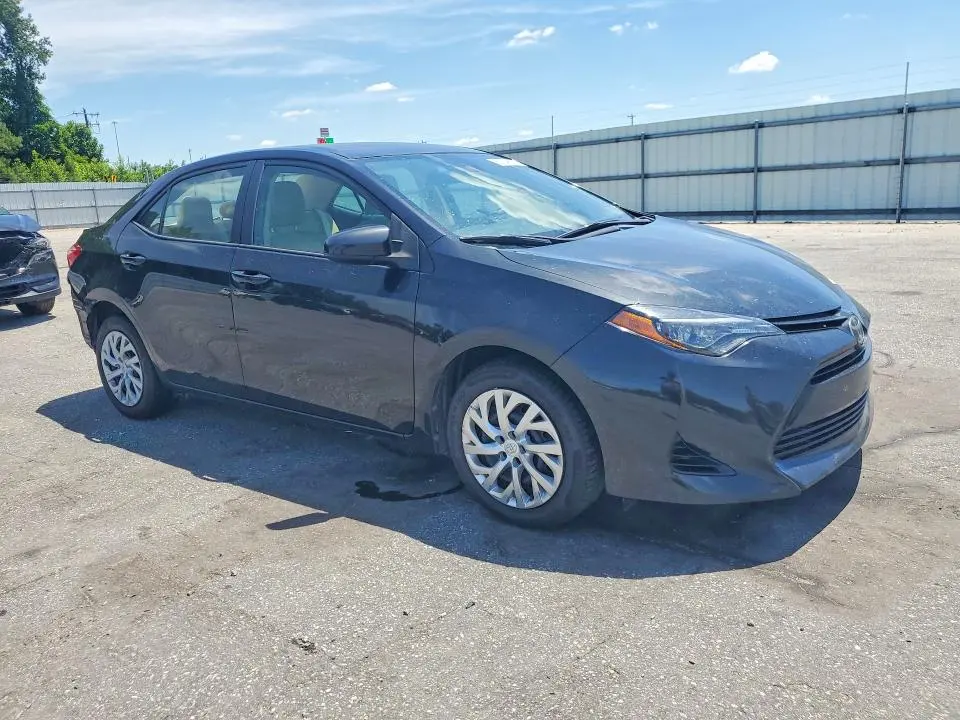 2017 TOYOTA COROLLA LE  