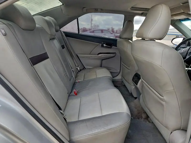 2012 TOYOTA CAMRY SE  