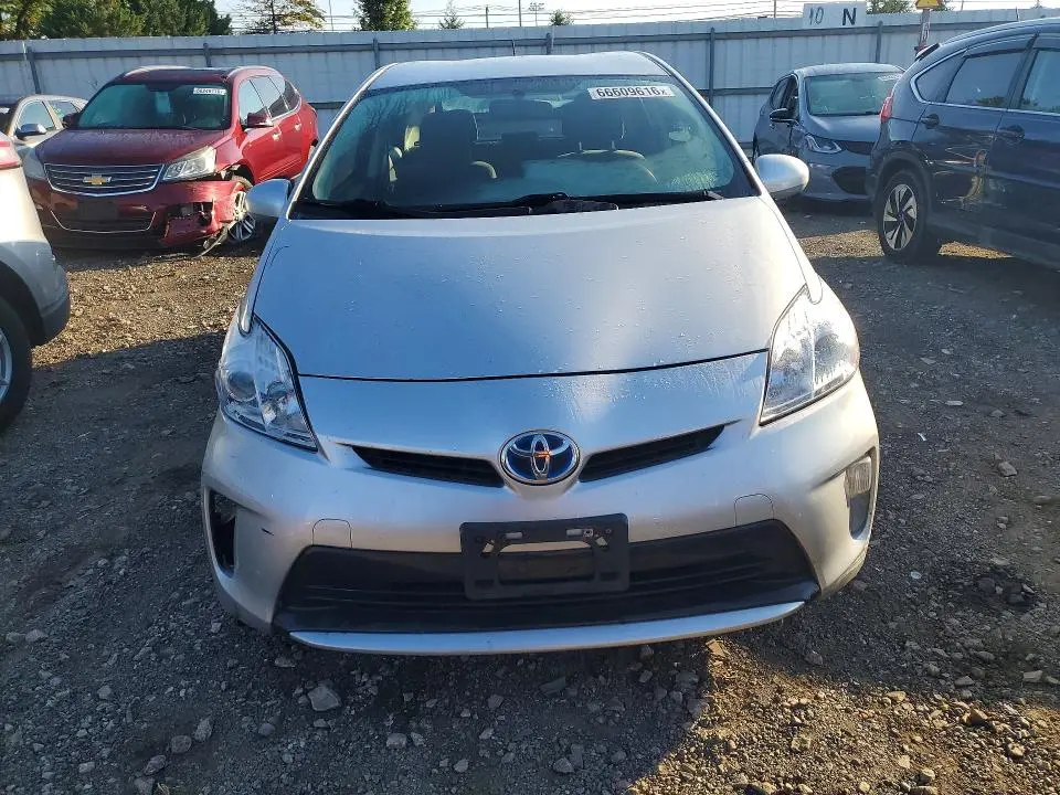2013 TOYOTA PRIUS THREE  