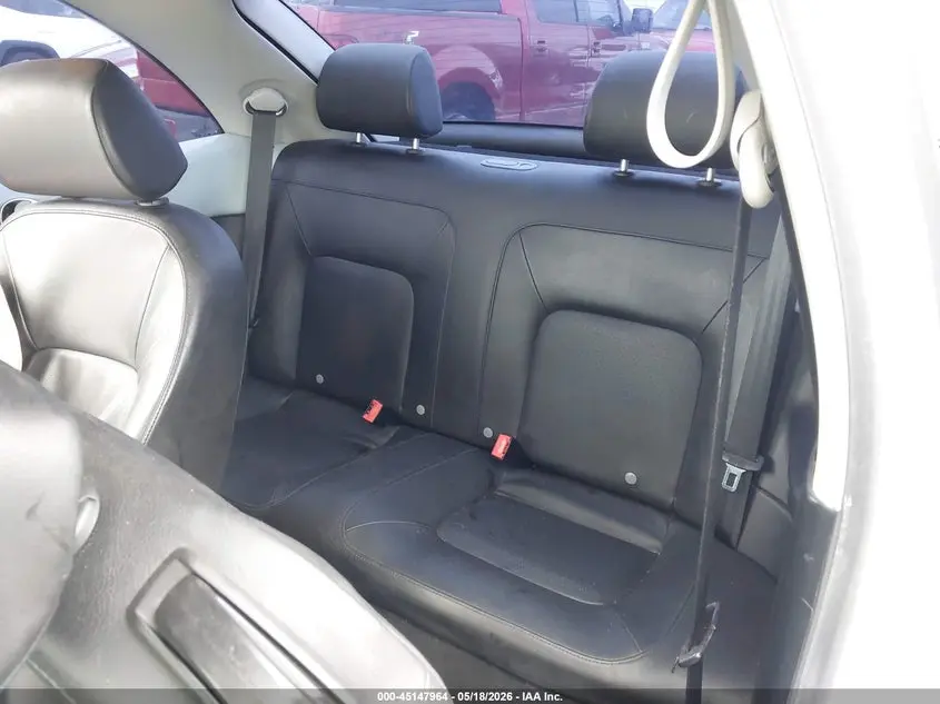 2010 VOLKSWAGEN NEW BEETLE 2.5L FINAL EDITION