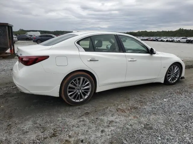 2018 INFINITI Q50 LUXE