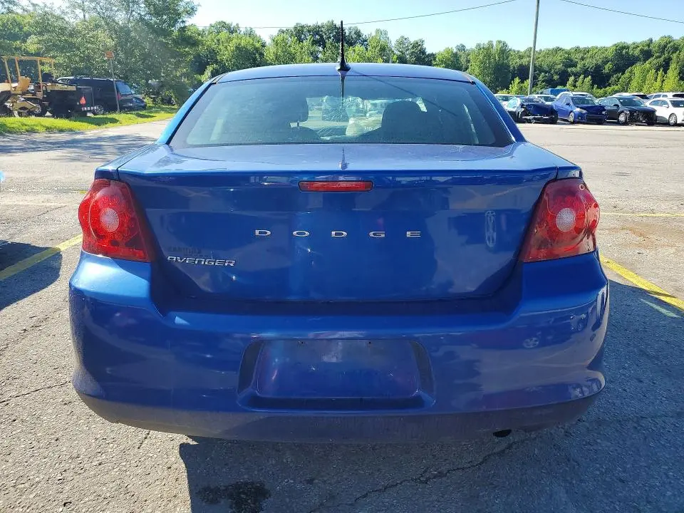 2013 DODGE AVENGER SE  