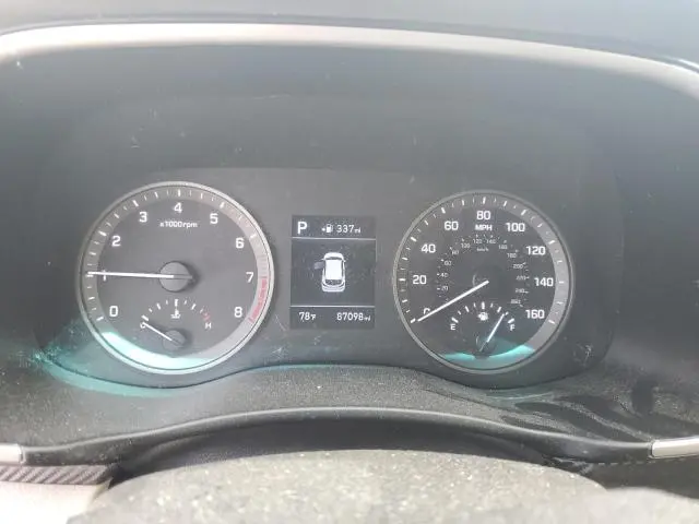 2020 HYUNDAI TUCSON SE  