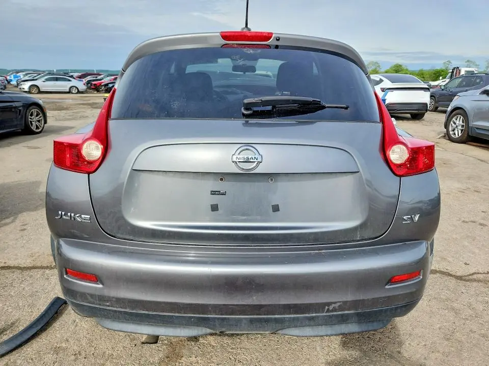 2011 NISSAN JUKE S  