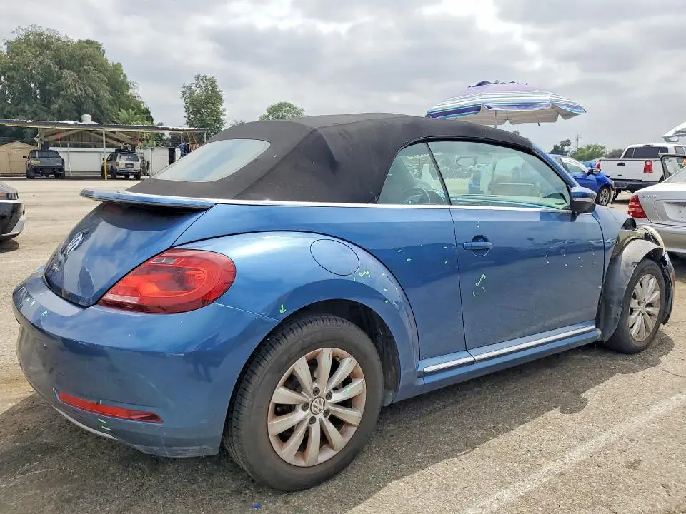 2018 VOLKSWAGEN BEETLE S  