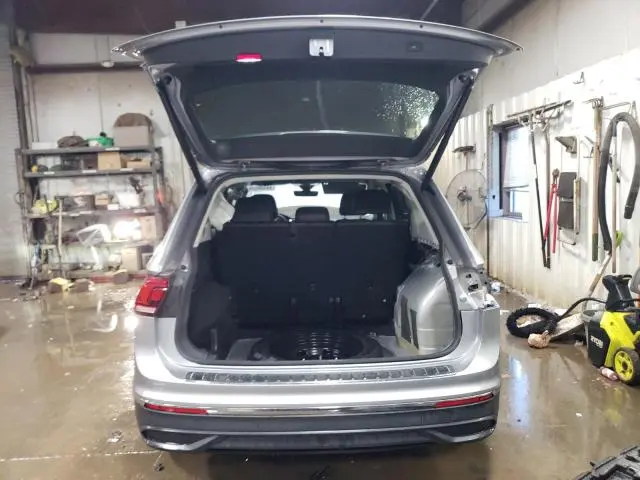2024 VOLKSWAGEN TIGUAN SE  