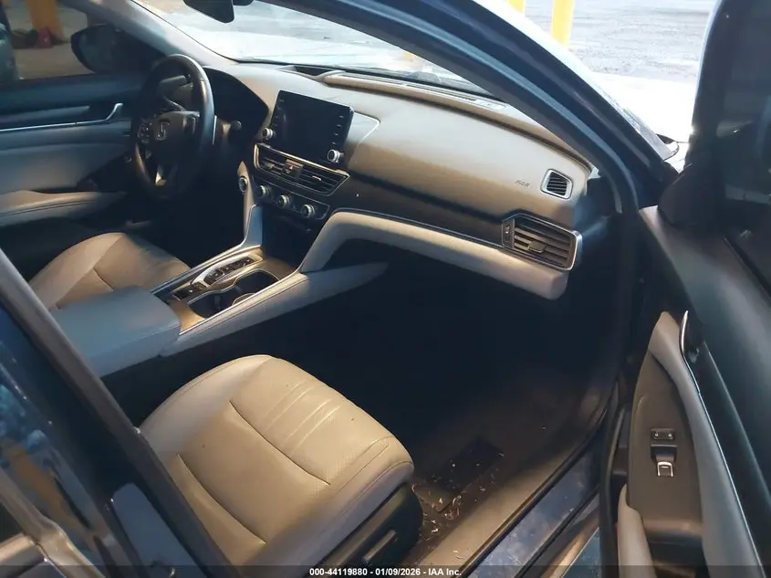 2020 HONDA ACCORD HYBRID TOURING