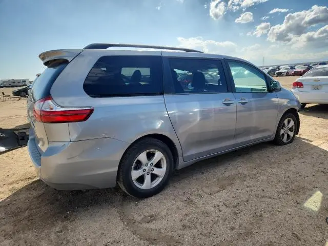 2017 TOYOTA SIENNA LE