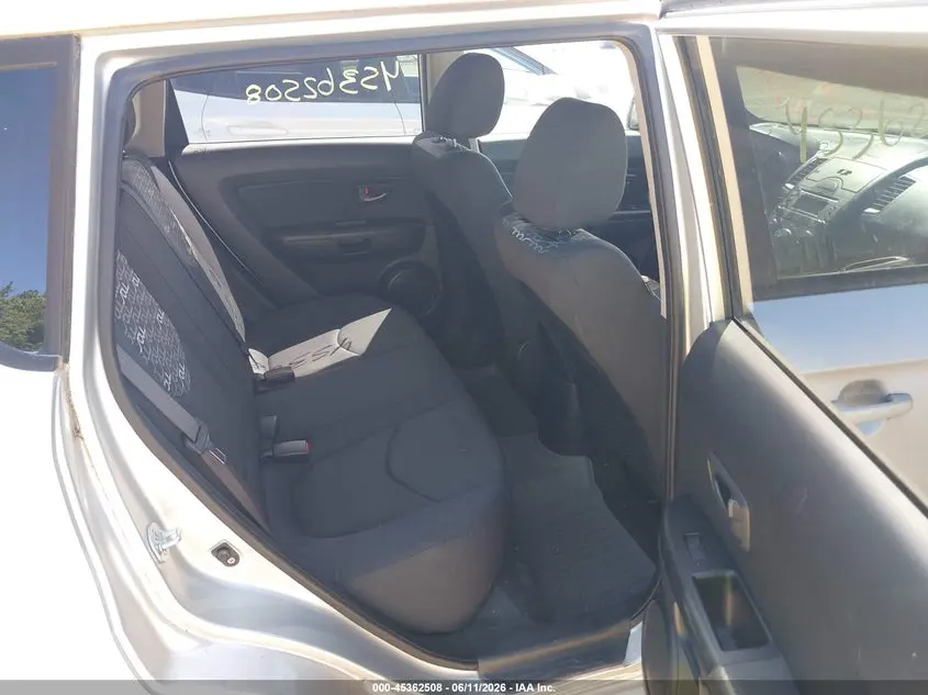 2011 KIA SOUL +