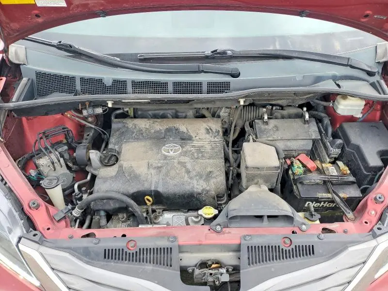 2011 TOYOTA SIENNA XLE 7-PASSENGER  