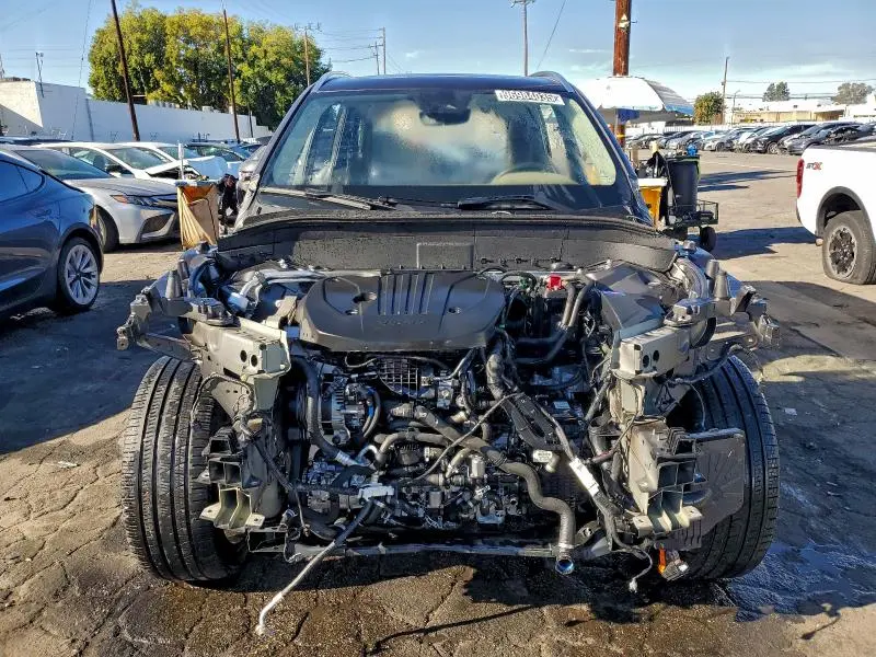 2025 VOLVO XC90 CORE  