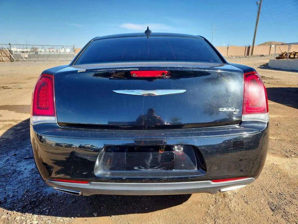2019 CHRYSLER 300 S  