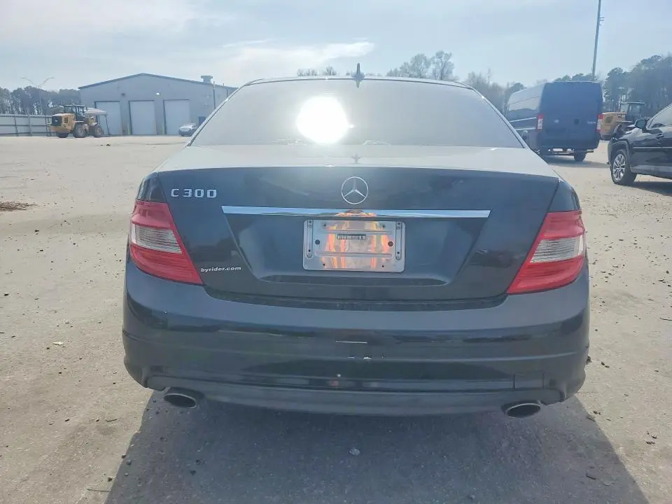 2011 MERCEDES-BENZ C 300  